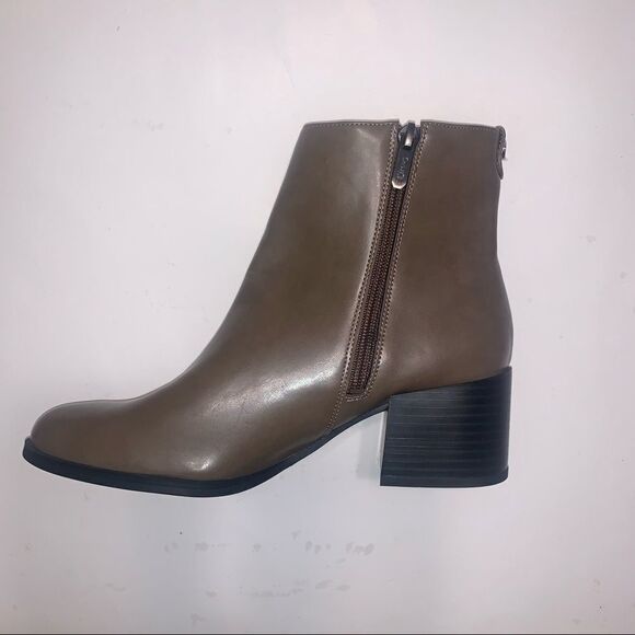 Circus Sam Edelman / Jaimee Studded Boot - Picture 7 of 8